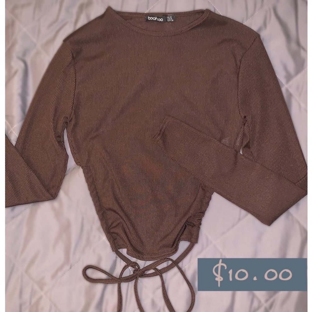Size: 10, Brown long sleeve backless crop top.